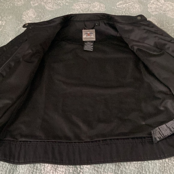 Women’s Harley Davidson Jacket. - Picture 6 of 7